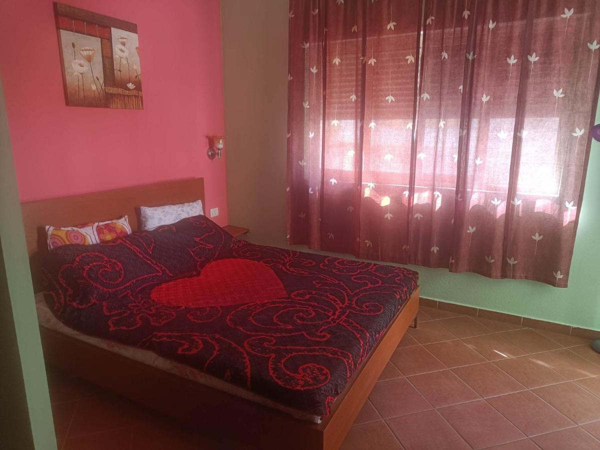 Aldom Apartments Драч Екстериор снимка