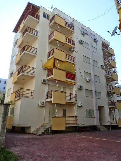 Aldom Apartments Драч Екстериор снимка