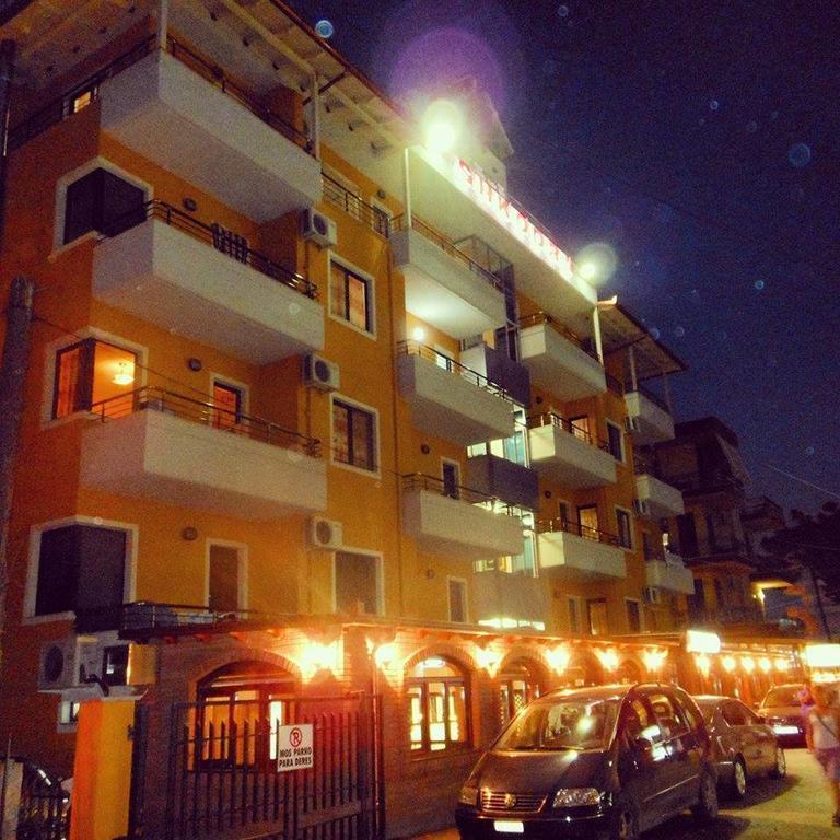 Aldom Apartments Драч Екстериор снимка